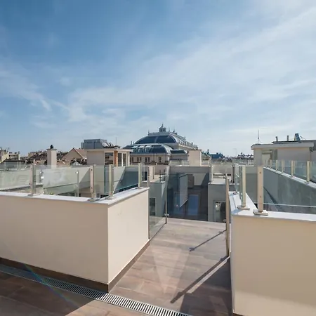 2 Bedroom 2 Bathroom Loft With Terrace By The Opera * Budapeşte