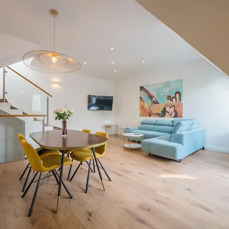2 Bedroom 2 Bathroom Loft With Terrace By The Opera Apartament