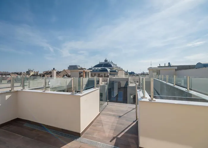 2 Bedroom 2 Bathroom Loft With Terrace By The Opera * Будапешт