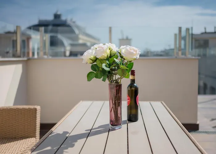2 Bedroom 2 Bathroom Loft With Terrace By The Opera Апартаменты Будапешт