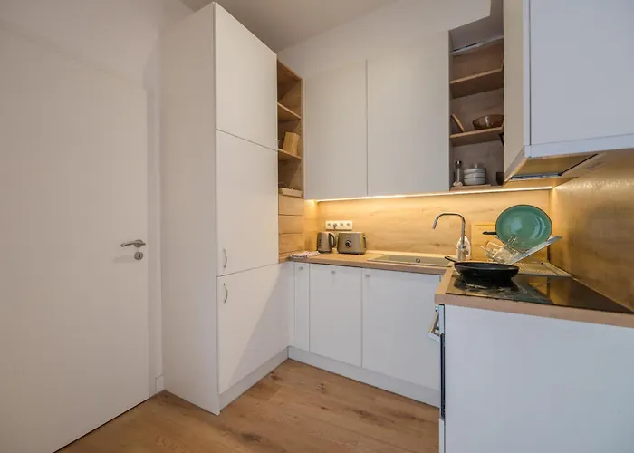 2 Bedroom 2 Bathroom Loft With Terrace By The Opera * Будапешт